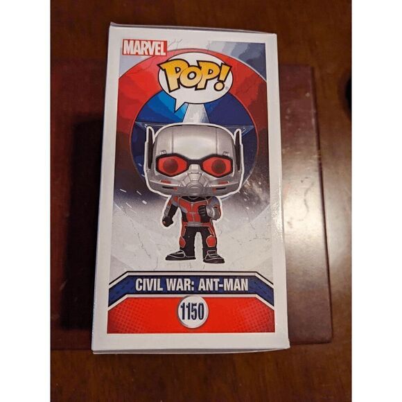 Funko Pop! Marvel: Captain America: Civil War Build A Scene - Ant-Man - Picture 4 of 7